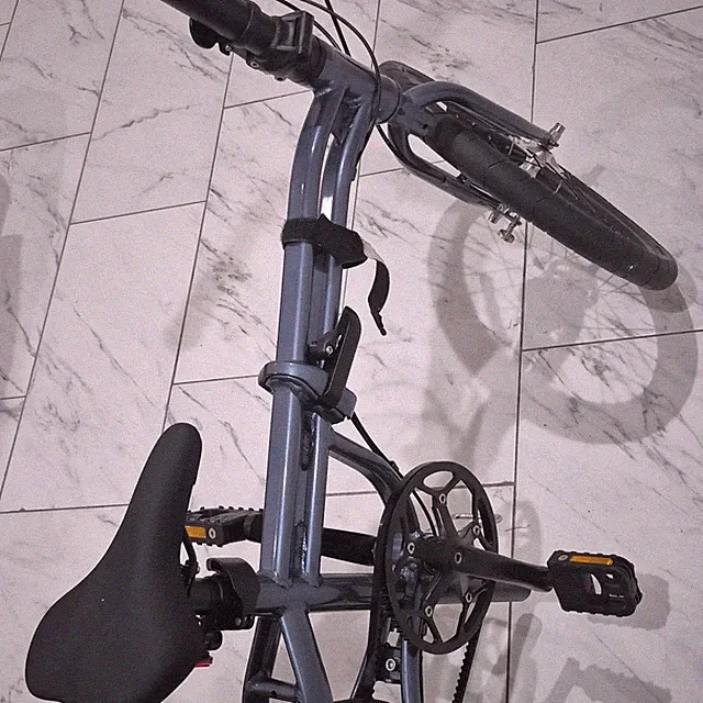 Citizen Folding Bike Gray 16in Aluminum Caliper Brakes Flat Bar Clincher Tires