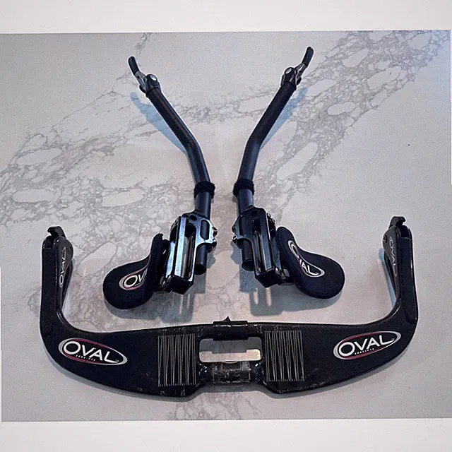 Oval Concepts Carbon Fiber Aerobar Handlebar Set Black 40 cm for TT/Triathlon